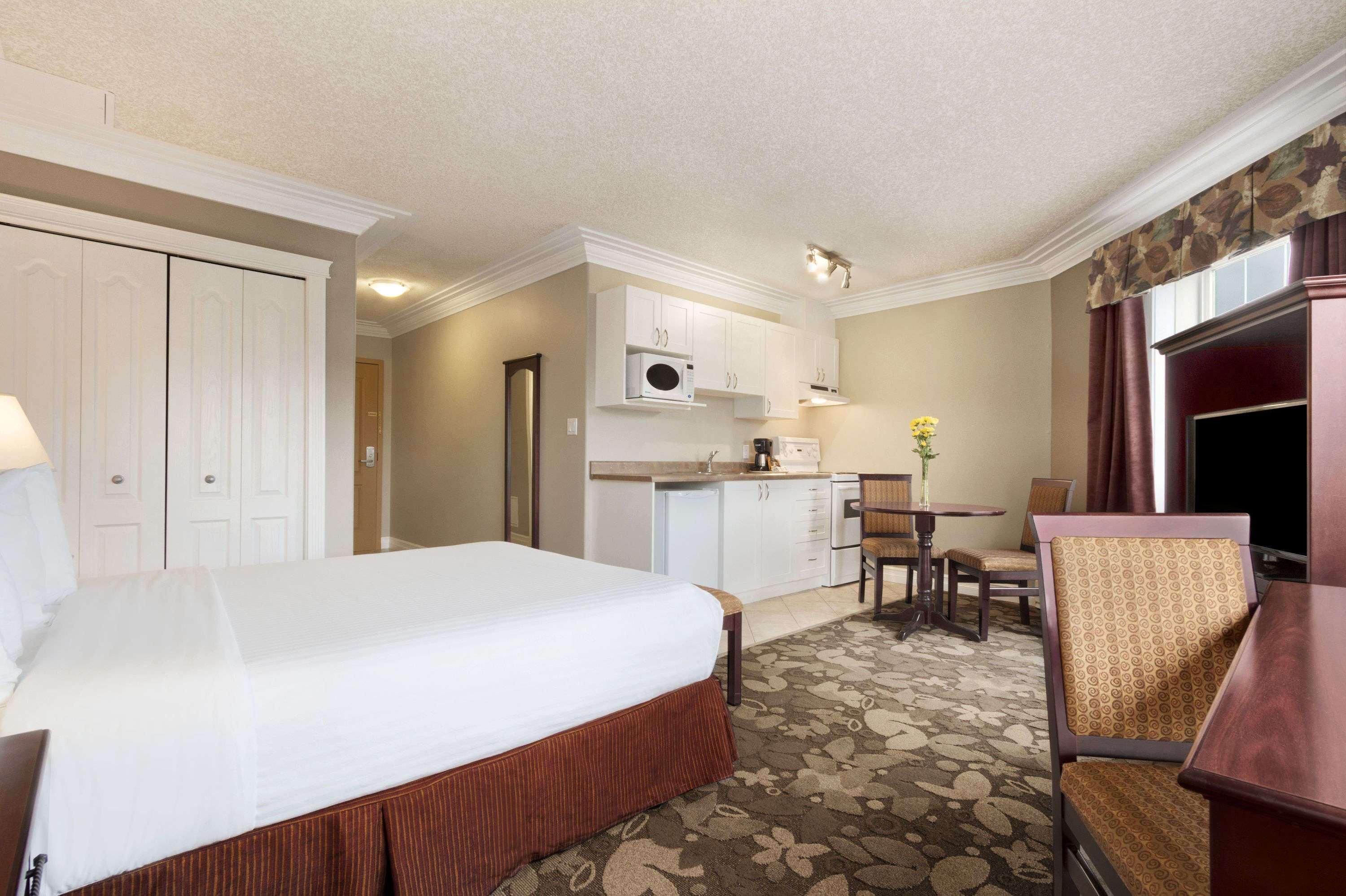 Nova Inn Yellowknife Ngoại thất bức ảnh